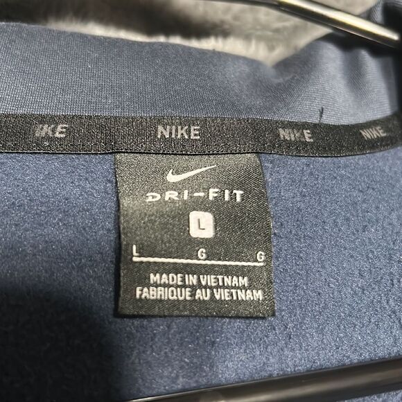 Nike Dri-Fit 3/4 Zip Hoodie - Picture 6 of 8